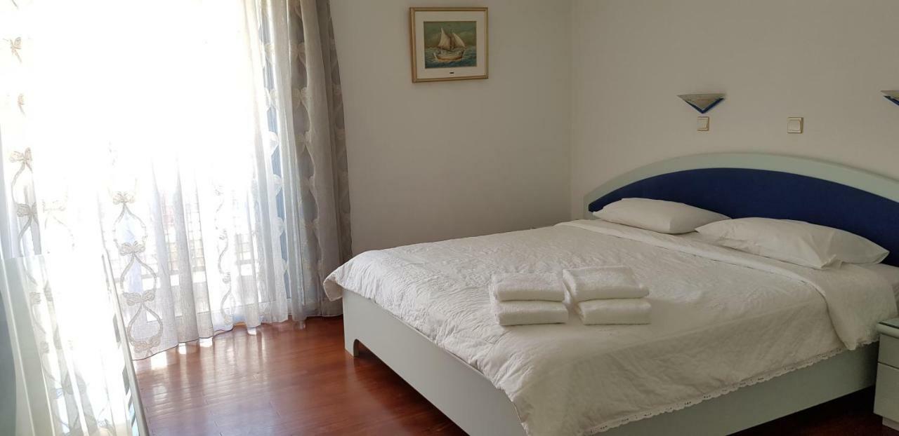Perfect Beachfront Apartment Athen Eksteriør bilde