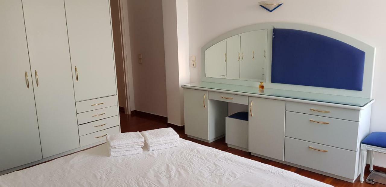 Perfect Beachfront Apartment Athen Eksteriør bilde